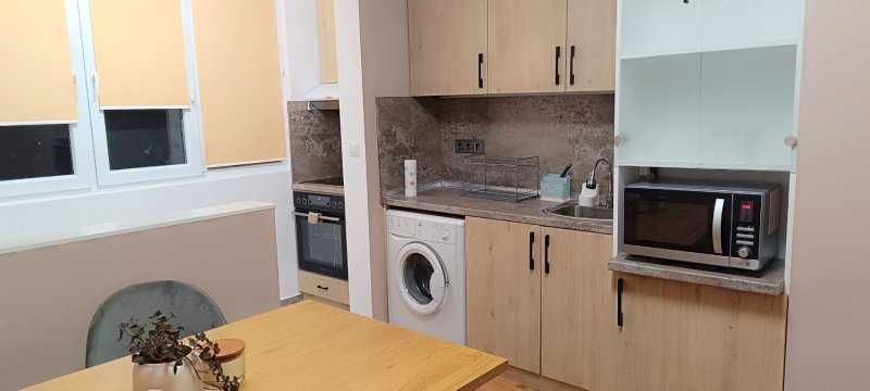 Дава се под наем Двустаен апартамент в Бургас, Лазур - 70 кв.м за 500 € - Снимка #4