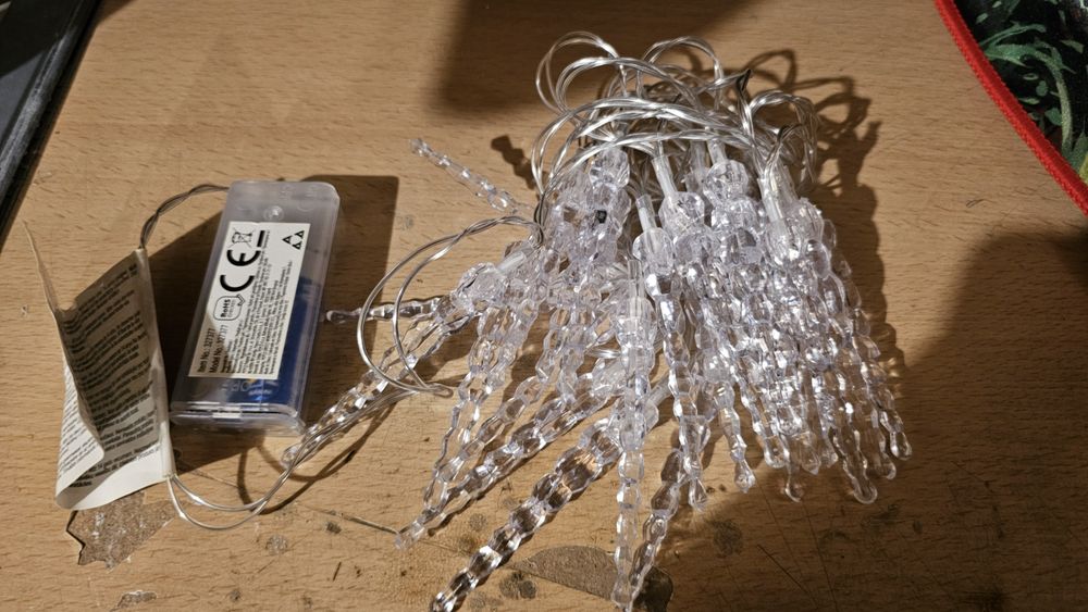 Instalatii de Craciun LED cu baterii