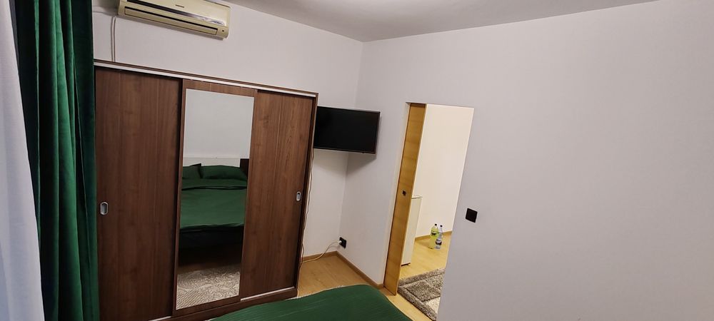 Închiriez cameră de cămin zona George Enescu