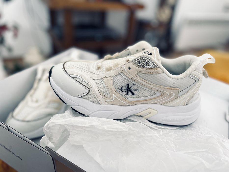 Дамски ретро маратонки Calvin Klein Jeans с камъчета