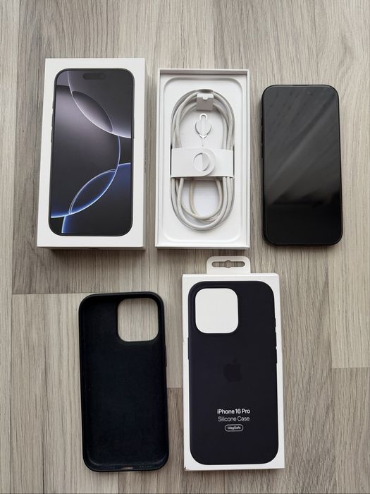iPhone 16 Pro Black Titanium, 256 GB,