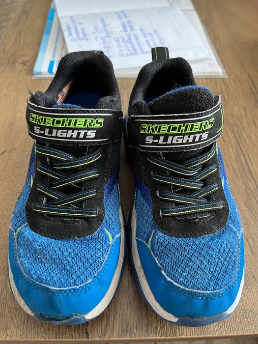 Adidași cu lumini LED Skechers S-Lights, băieți, mărimea 31