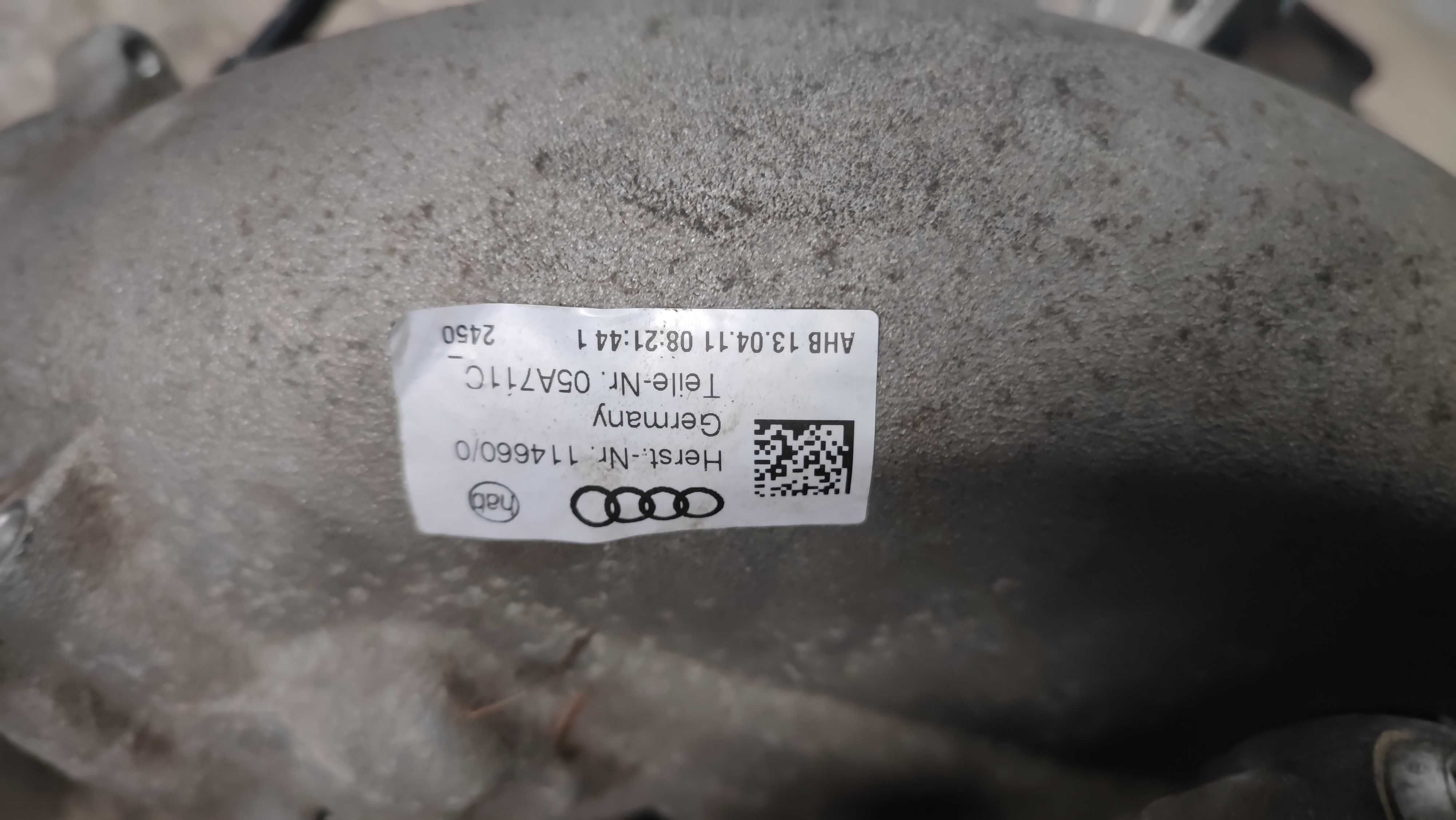 Тръби колектор маркуч помпа Audi Q7 W12 500кс CCG