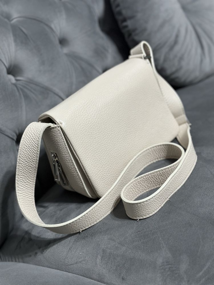 Chiara Canotti Geanta crossbody de piele NOUĂ