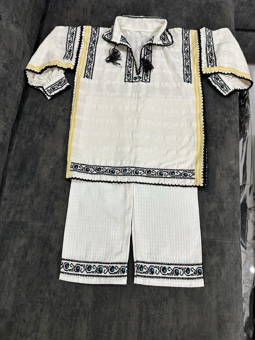 Vand Costum Traditional Romanesc