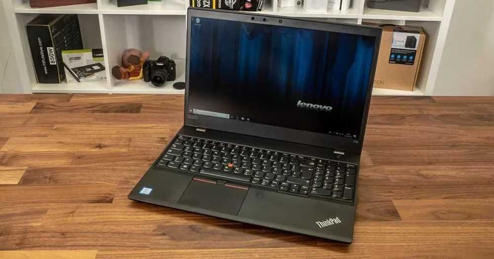 UltraBook Lenovo ThinkPad Tseries Intel Core i5 8365u 8GB SSD 256 Gara
