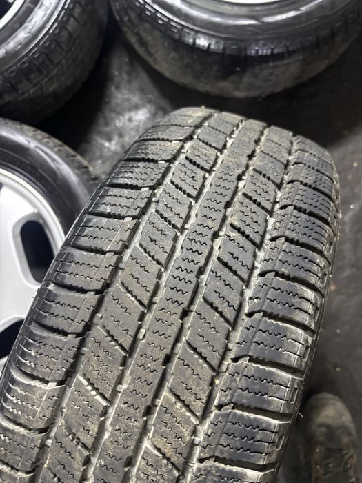 Jante Mercedes R15 cu Anvelope de Iarna