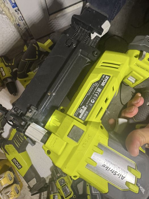 Scule Ryobi diferite modele