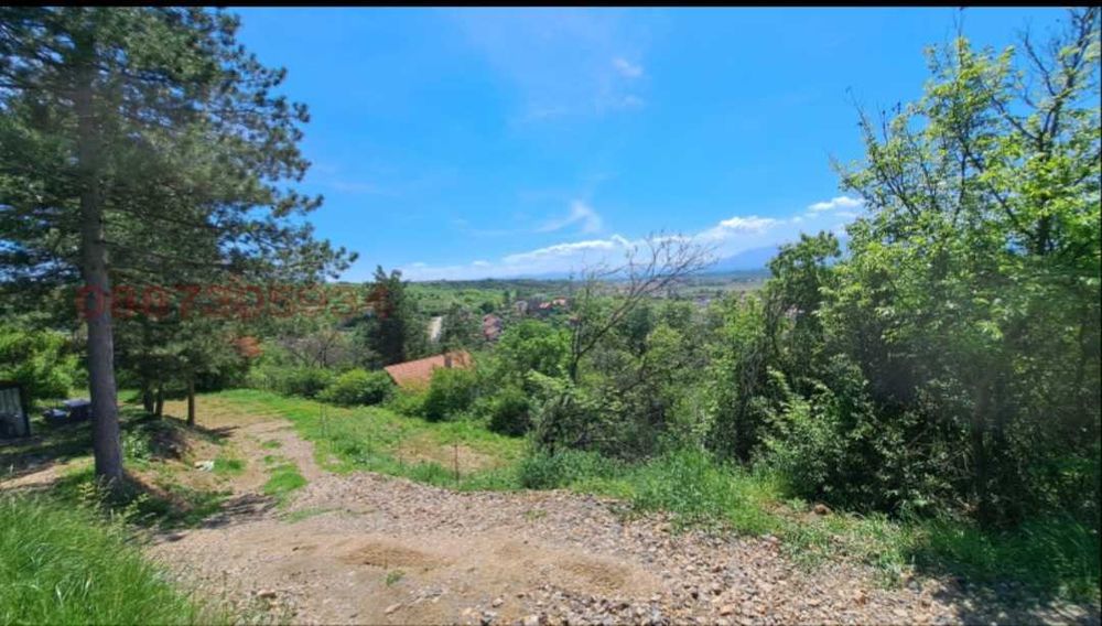 Парцел в Нови Искър