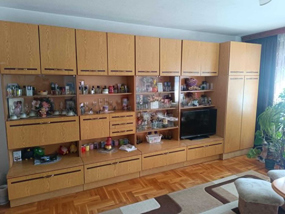 Продавам Холова Секция Ретро с Размер 460/235