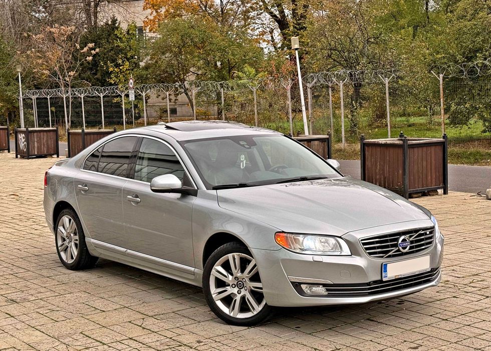 Volvo S80 2.0diesel V5 163cp Automat 2014 Full Piele Trapa Xenon Navy
