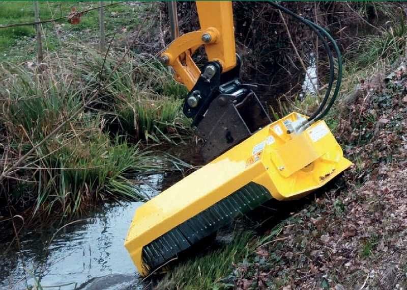 Tocatoare pt. buldoexcavator, tocator pt. buldo, noua, fabricatie UE