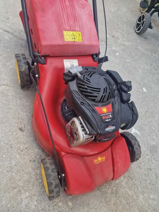 Masina de tuns Wolfagden pe benzina BRIGGS 3CP cu SAC IMPECABILA