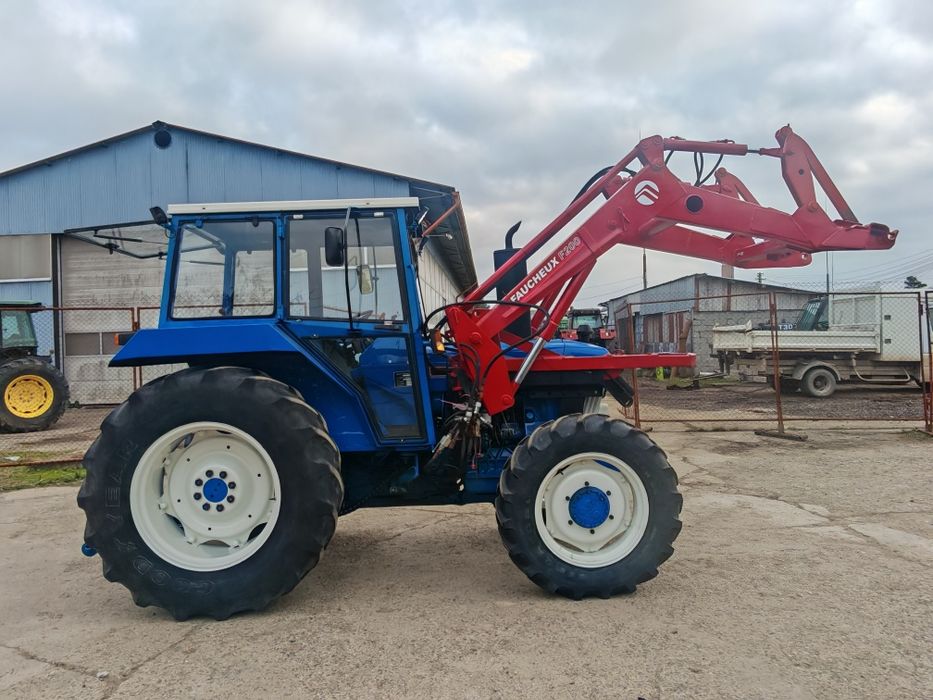 Tractor Ford 4610 cu încărcător frontal faucheux