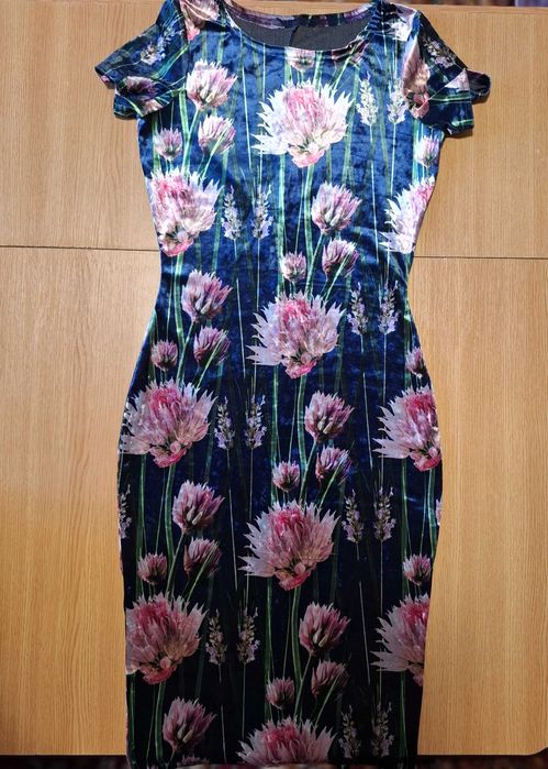 Rochie albastră cu imprimeu floral marimea S-M