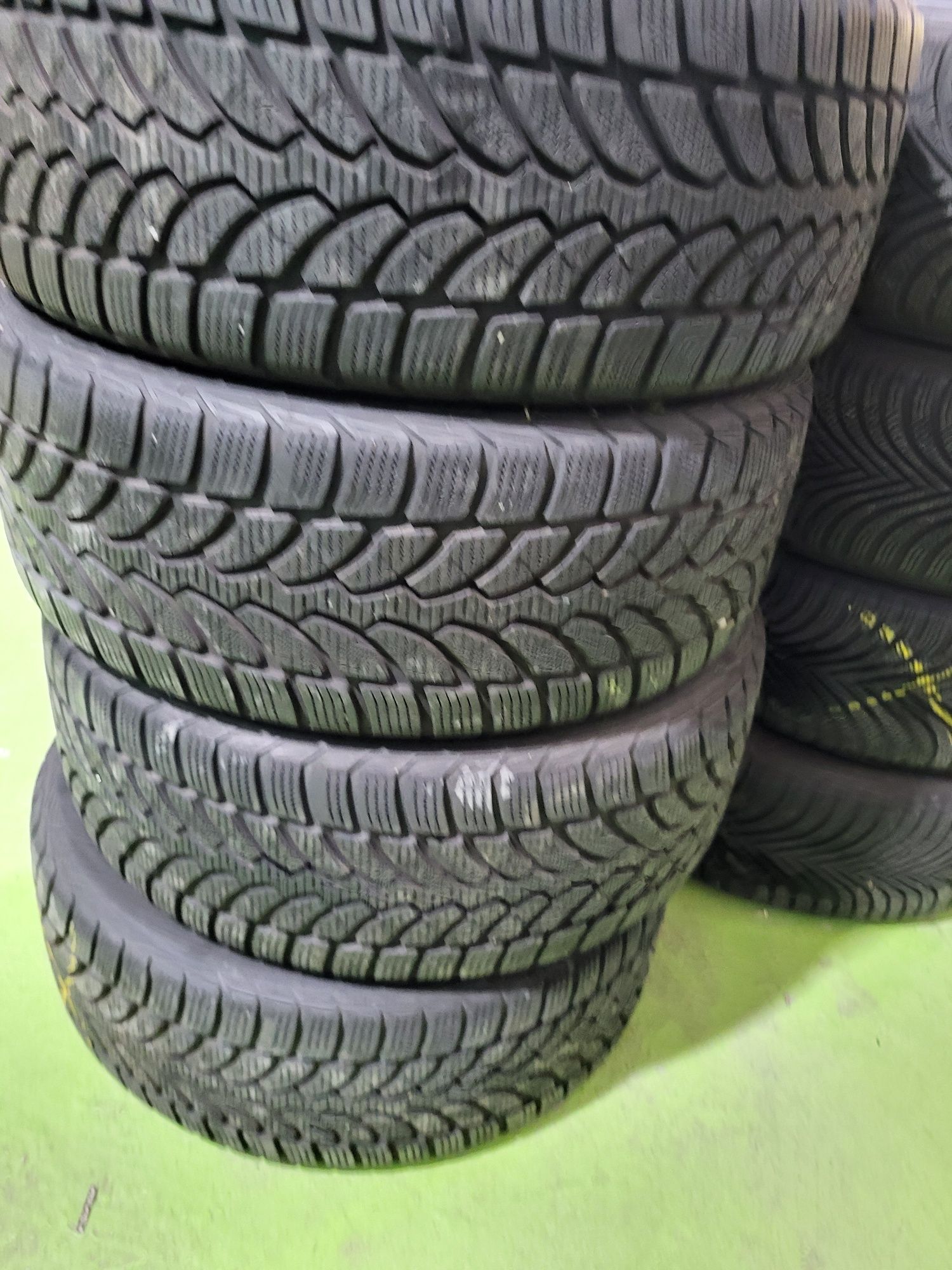 4 бр зимни 225/50/17 Bridgestone