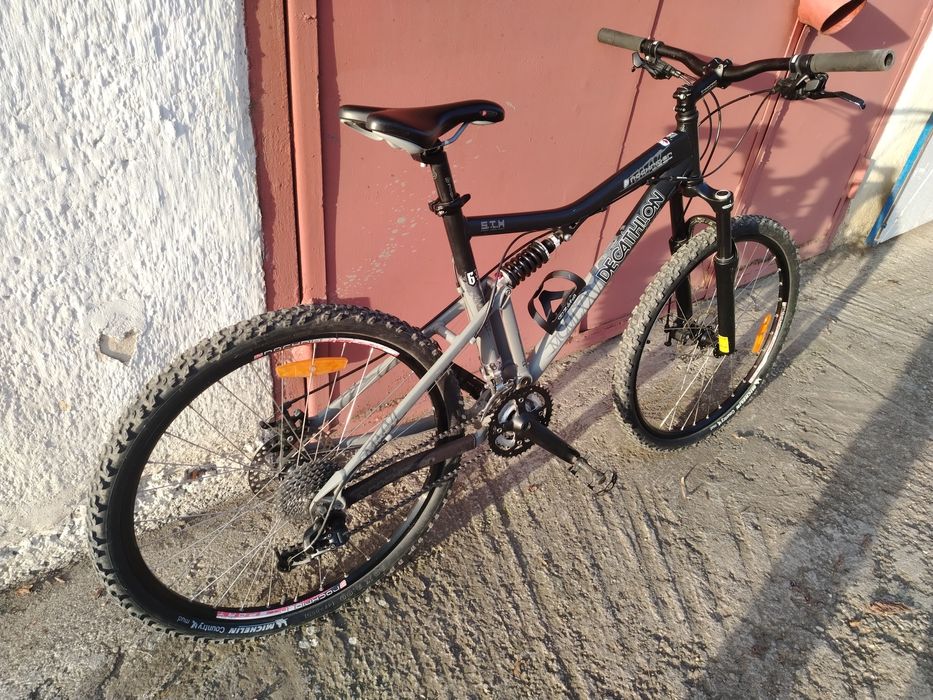 Bicicleta full suspension Rochrider. 6.3