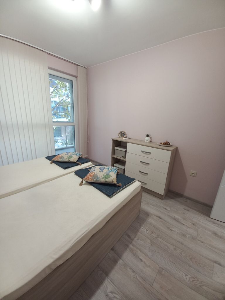 Дава се под наем Тристаен апартамент в Варна, Христо Ботев - 86 кв.м за 637.5 € - Снимка #11