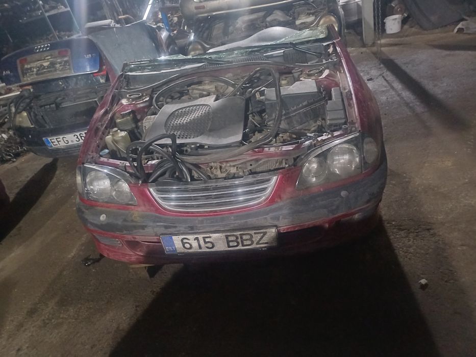 Привозодные запчасти на тойота авенсис