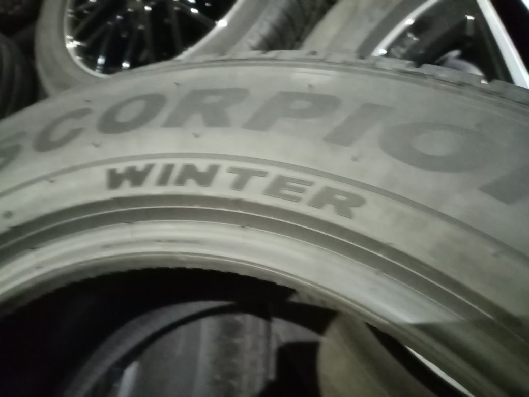 Anvelope de iarnă Pirelli Scorpion Winter 275/50r20-113V noi.