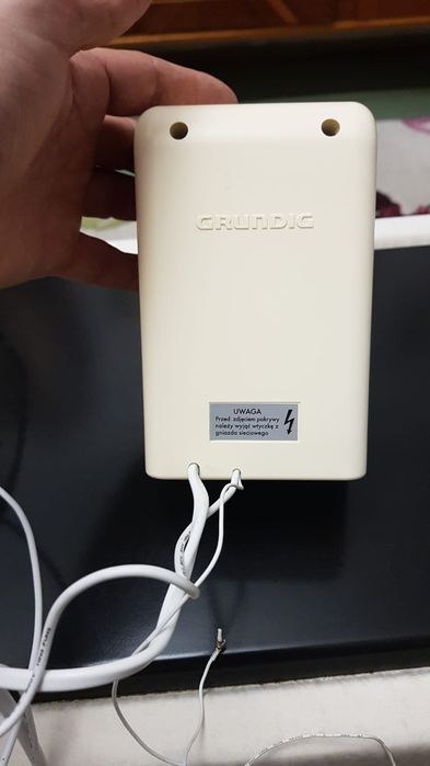 Vand un radio cu ceas