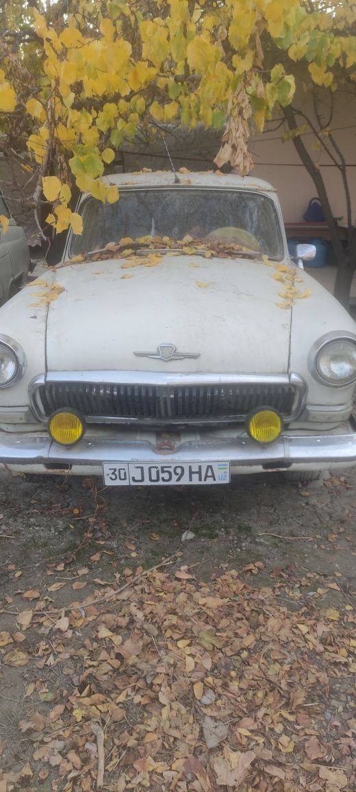 Gaz 21 sotiladi продаётся газ 21