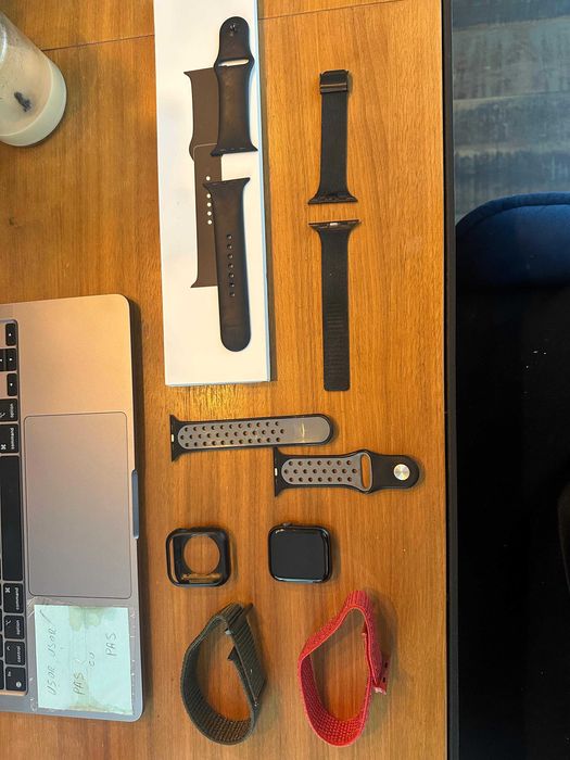 Ceas Apple Watch Series 5
Ceas Apple Watch Series 5