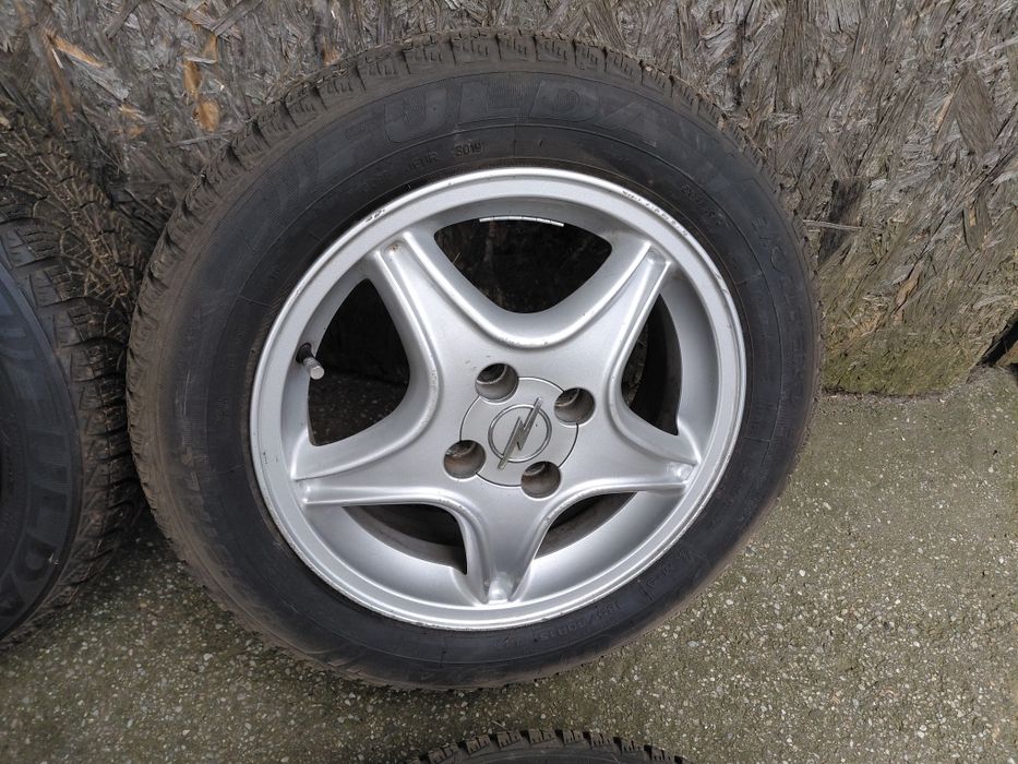 Roti iarna opel 185/60/15