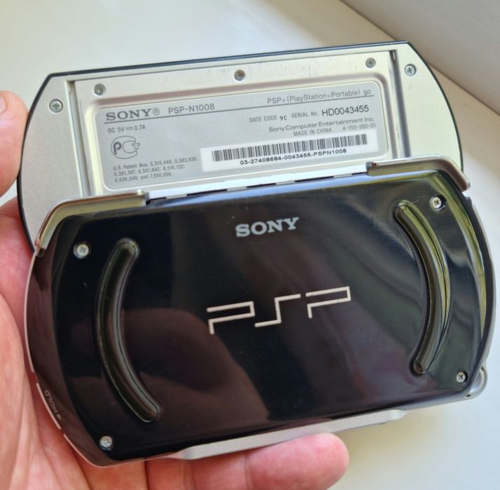 PSP GO 16 GB XOTIRA o'chmaydigan vzlom bosilgan