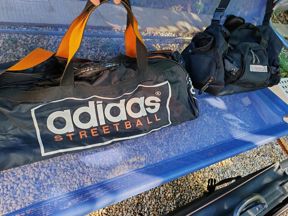 Genti voiaj geamantan