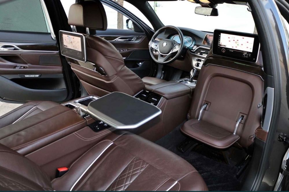 BMW 740XD Executive lounge