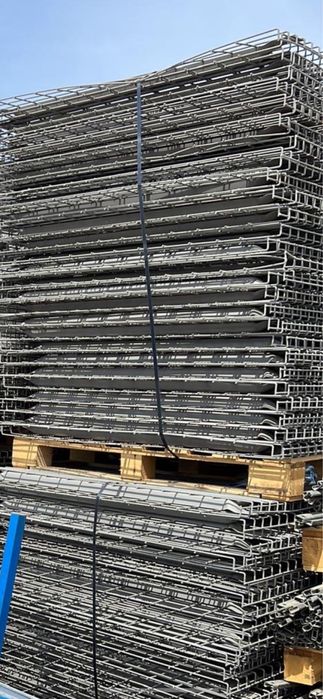 Rafturi metalice noi + polite plasa zn