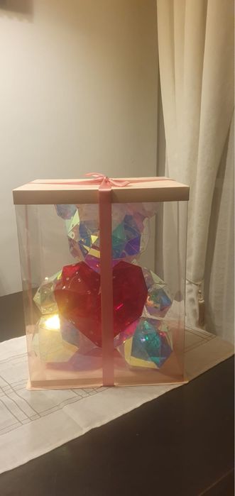 Ursuleț IubiBear îndrăgostit cu luminițe colorate, 40 cm