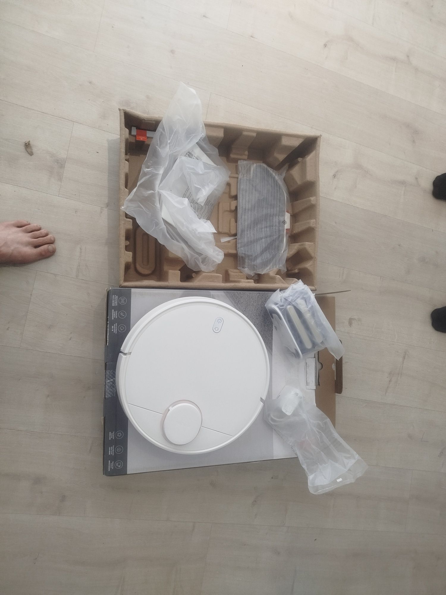 Робот пылесос от Xiaomi