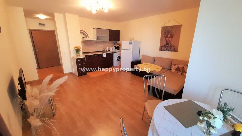 Продава се Двустаен апартамент в Свети Влас - 70 кв.м за 1215 €/кв.м - Снимка #1