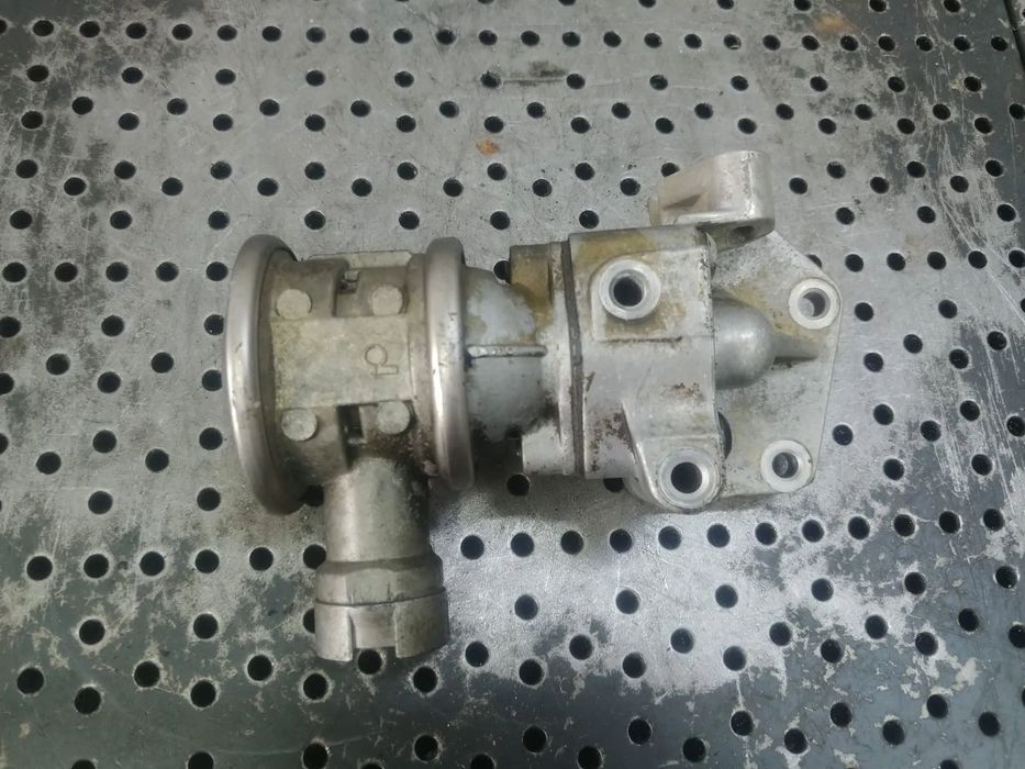 egr 1.6 b bse seat altea leon 1p vw golf 5 audi a3 skoda octavia 2