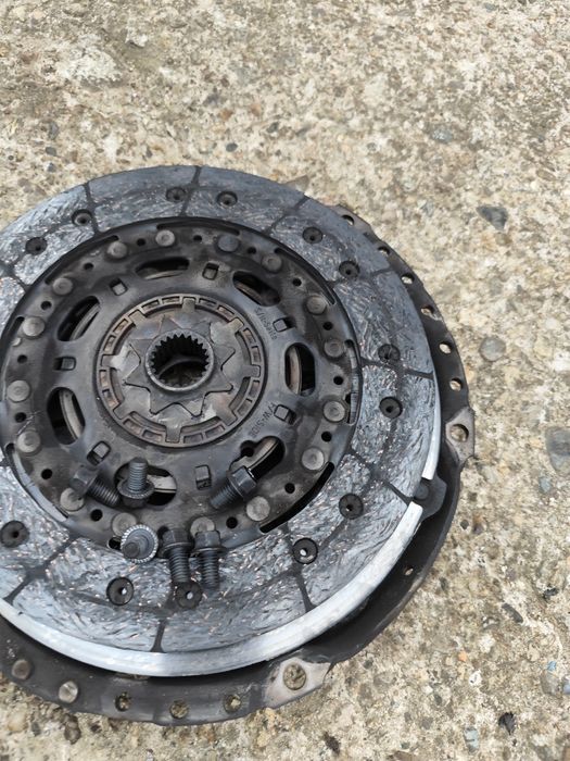 Piese de Ford Mondeo mk3 break din 2004 diesel 2.0 tdci cu 131 cp .