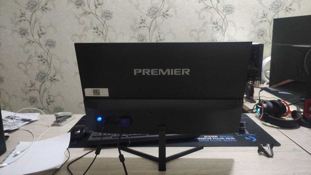 Продаю монитор Premier с диагональю 24,   60 hz Срочно!