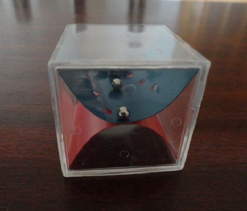 jucarie cub interactiv cu bile