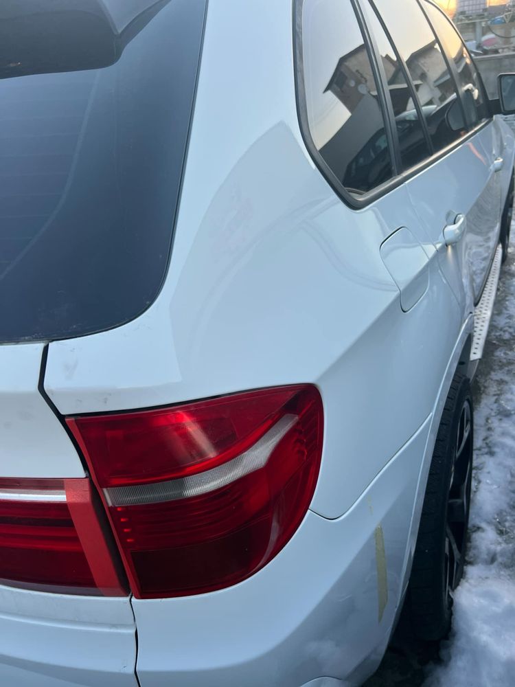 BMW E70 X5 3.0 si 272