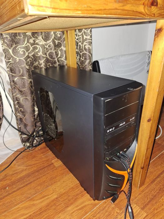 Vând PC low gaming