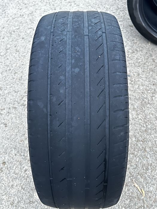 Продам летние покрышки R18