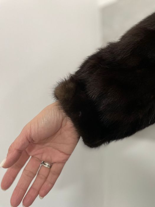 Vand haina blana nurca vizon