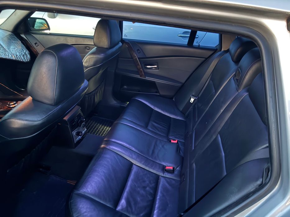 Vand Bmw 530xd an 2006 autoutilitara