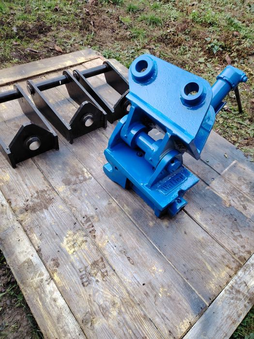 Cupla rapida hidraulica cu inclinare/ powertilt pentru miniexcavatoare