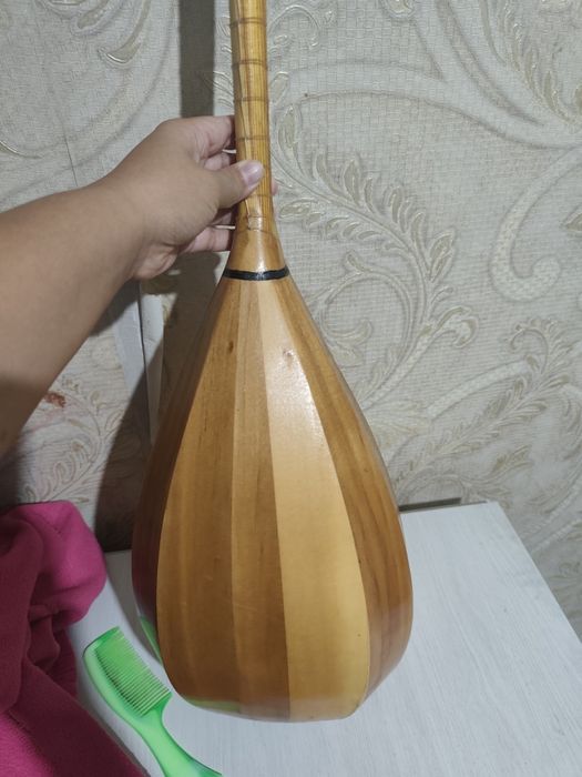 Продам домбыра 10000
