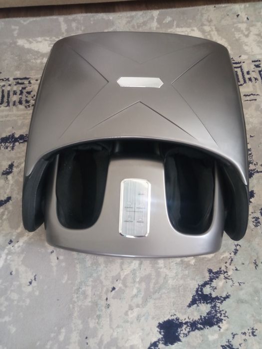 Срочно продам массажор для ног. Почти новый.