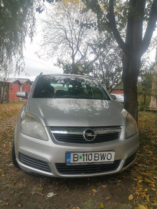 Opel Zafira în stare bună de funcționare