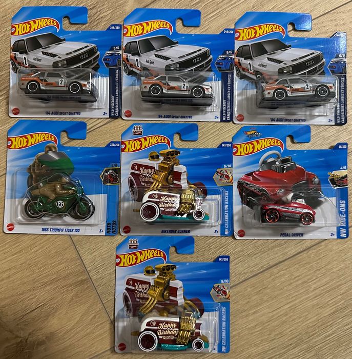 Hot Wheels Treasure Hunt Audi, Ferrari, Porsche, Skyline, Bugatti
