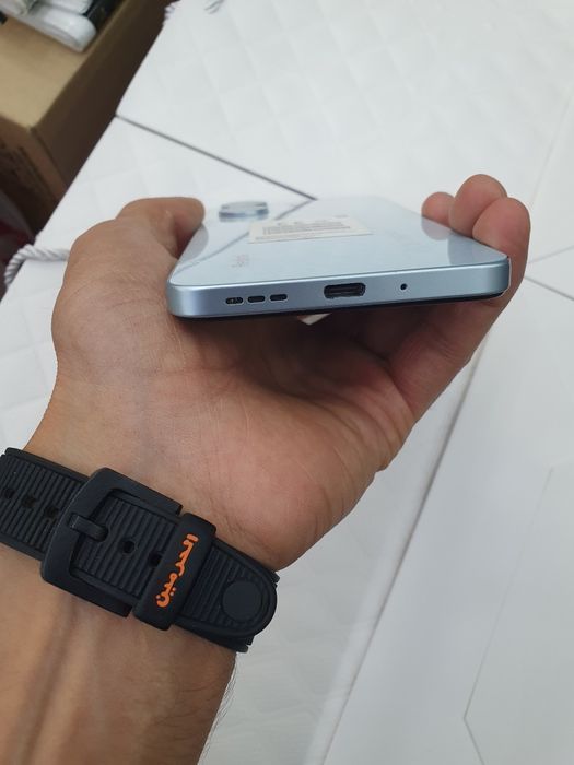 Redmi 13C 256Gb sotiladi